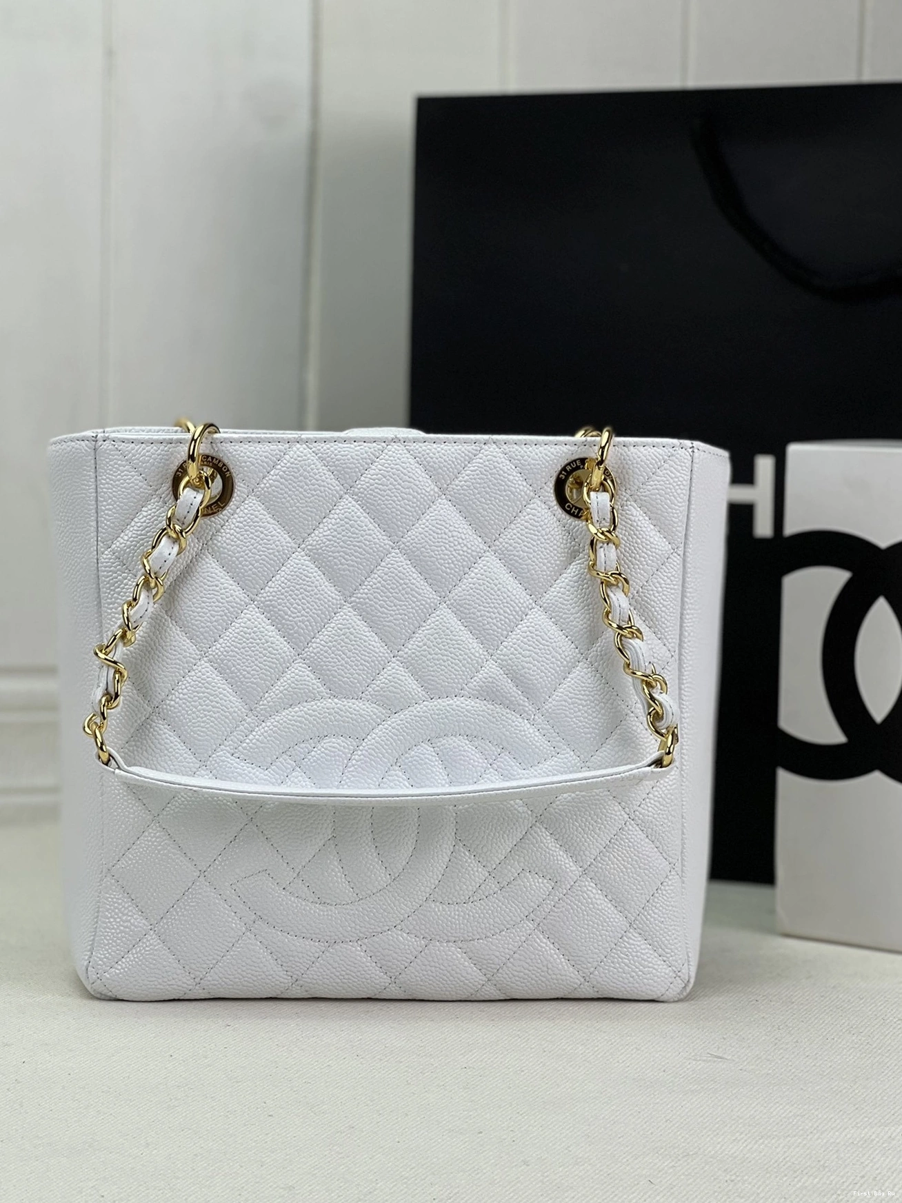 First Bag Ru Petit Shopping PST Tote CHANEL 0808
